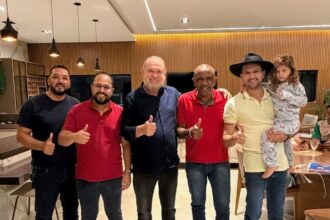 marcos-duarte-recebe-mauro-carlesse-e-reforca-articulacao-politica-para-2026