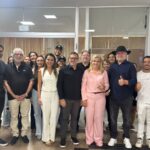 dra.-angela-recebe-pre-candidato-ao-senado-mauro-carlesse-na-facit
