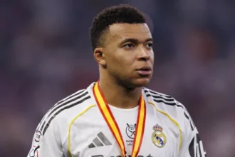 real-madrid-confirma-lesao-de-mbappe-a-menos-de-dois-meses-para-a-copa
