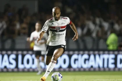 lucas-moura-passa-por-cirurgia-apos-romper-tendao-de-aquiles