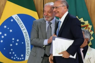 alckmin-espera-dialogo-e-“boa-quimica”-em-encontro-entre-lula-e-trump