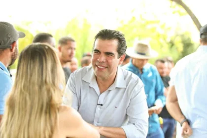 ricardo-ayres-retoma-obras-de-creches-ligadas-ao-ex-senador-joao-ribeiro,-paralisadas-ha-mais-de-uma-decada