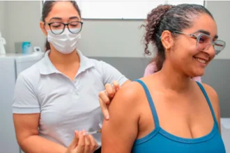 vacinacao-contra-dengue-para-publico-de-15-a-59-anos-termina-nesta-sexta-feira-em-araguaina;-municipio-vive-pior-surto-da-doenca-em-14-anos