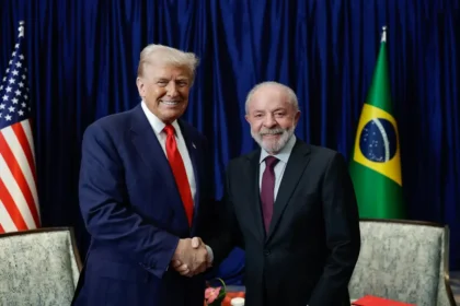 apos-encontro-de-mais-de-3-horas,-lula-e-trump-orientam-ministros-a-resolverem-tarifas-em-30-dias