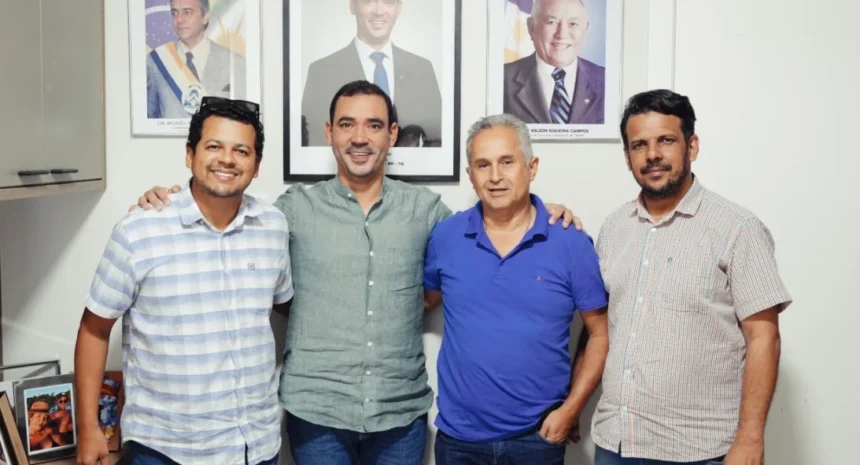 com-mayck-camara,-de-xambioa,-pre-campanha-de-vicentinho-junior-destaca-apoio-de-mais-um-prefeito-da-base-governista