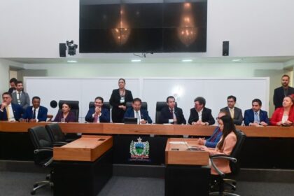 em-debate-na-paraiba,-trabalhadores-defendem-fim-da-escala-6×1-e-empresarios-pregam-dialogo