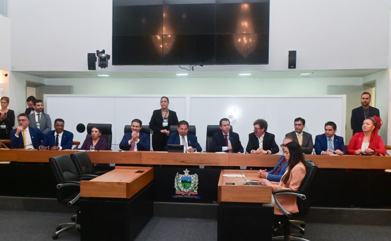 em-debate-na-paraiba,-trabalhadores-defendem-fim-da-escala-6×1-e-empresarios-pregam-dialogo