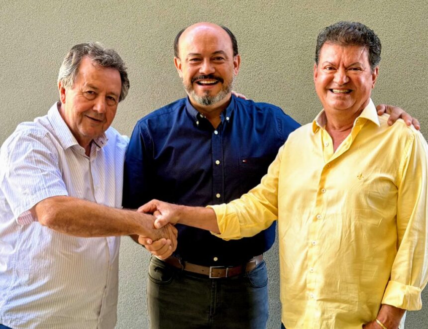 prefeito-jarbas-ribeiro-declara-apoio-as-pre-candidaturas-de-sandoval-cardoso-e-vilmar;-grupo-politico-fortalece-aliancas-em-araguacu