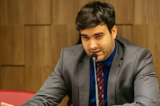 felipe-rocha-martins-|-terras-raras:-enquanto-o-brasil-discute-politica,-o-mundo-disputa-nossas-terras-raras-em-silencio