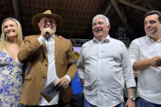 em-evento-de-carlesse-e-gutierres,-laurez-defende-que-a-consolidacao-do-grupo-veio-pela-conviccao,-nao-por-acordos-politicos