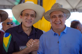 luciano-oliveira-reforca-apoio-a-pre-candidatura-de-laurez-moreira-em-colmeia:-“experiencia-e-competencia”