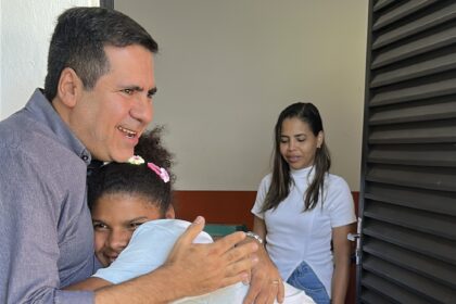 apos-visita,-marcus-marcelo-anuncia-emenda-de-r$-100-mil-para-a-apae-de-araguaina