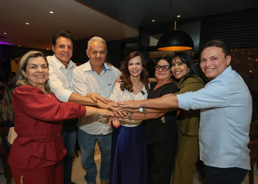 pre-campanha-de-dorinha-seabra-anuncia-apoio-do-prefeito-de-arapoema,-que-era-ligado-a-vicentinho-junior