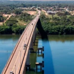 interdicao-de-ponte-na-br-235-afeta-escoamento-de-graos;-mais-de-100-carretas-utilizam-travessia-em-pedro-afonso