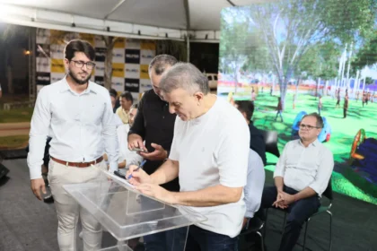 prefeito-eduardo-autoriza-pacote-de-obras-de-r$-8,3-milhoes-no-aniversario-de-palmas