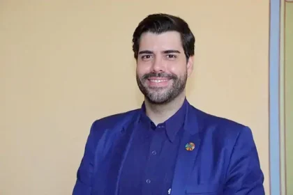 rodrigo-de-carvalho-ayres-|-as-aguas-adormecidas-no-lago-de-palmas
