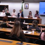 especialistas-e-vitimas-de-enchentes-defendem-apoio-psicologico-para-vitimas-de-desastres-climaticos