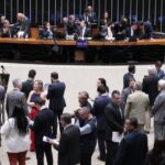 plenario-analisa-neste-momento-pec-que-acaba-com-escala-6×1;-acompanhe