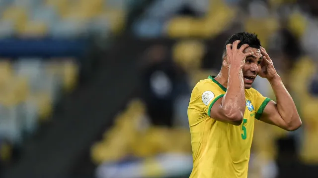 perguntas-sobre-neymar-irritam-casemiro-antes-de-treino-da-selecao-brasileira