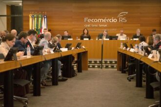 comissao-que-analisa-proposta-para-mei-discute-reajuste-de-todas-as-faixas-do-simples-nacional