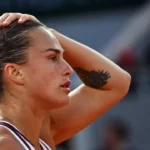 sabalenka-perde-de-virada,-e-eliminada-e-segue-sem-titulo-de-roland-garros