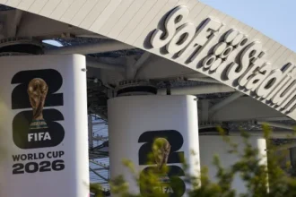 trabalhadores-de-estadio-da-copa-do-mundo-nos-eua-votam-a-favor-de-greve