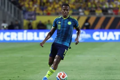 apos-polemica-com-presidente,-colombia-bate-jordania-com-gols-de-jhon-arias