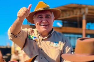 laurez-moreira-destaca-importancia-de-araguaina-e-apresenta-propostas-durante-a-maior-cavalgada-do-mundo