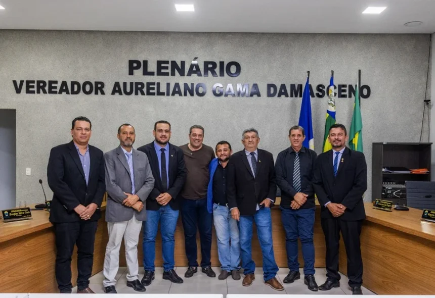 em-babaculandia,-luxemburgo-pauta-formacao-de-jovens-a-partir-do-esporte-e-da-educacao