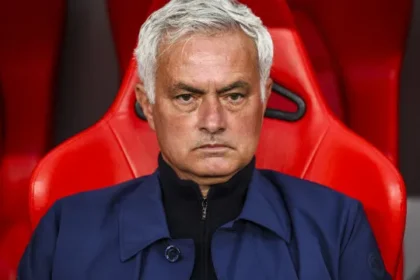 benfica-anuncia-saida-de-mourinho-para-o-real-madrid-por-quantia-milionaria