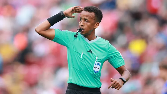 eua-usam-terrorismo-para-vetar-arbitro-na-copa;-fifa-mantem-silencio