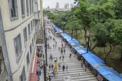 comissoes-debatem-condicoes-de-trabalho-de-ambulantes-e-artesaos-de-sao-paulo;-participe