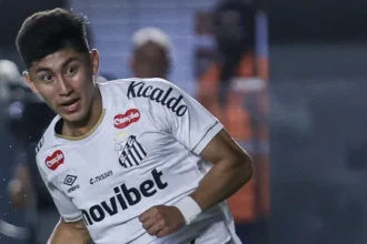 apos-meses-de-negociacao,-santos-acerta-a-renovacao-contratual-de-miguelito