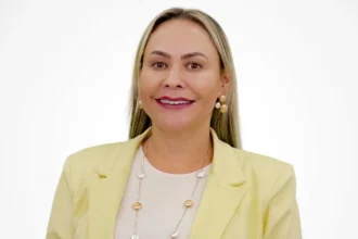 com-dhieine-caminski-presa-no-comando-da-pm,-paco-designa-ex-secretaria-de-araguaina-como-interina-na-saude-de-palmas