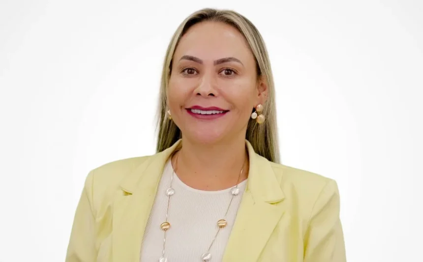 com-dhieine-caminski-presa-no-comando-da-pm,-paco-designa-ex-secretaria-de-araguaina-como-interina-na-saude-de-palmas