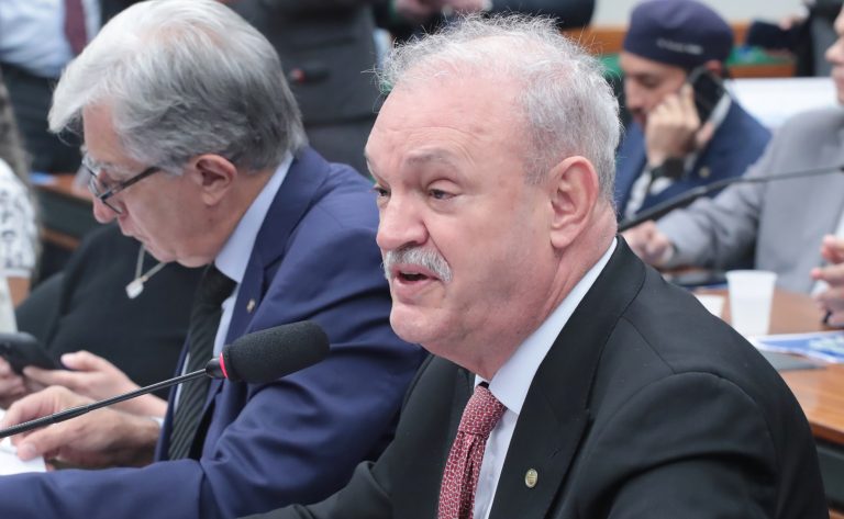 comissao-aprova-atendimento-especializado-para-idosos-em-hospitais-de-grande-porte