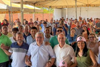 jair-farias-amplia-base-de-apoio-e-recebe-adesao-do-prefeito,-vice-prefeito-e-vereadores-de-goiatins