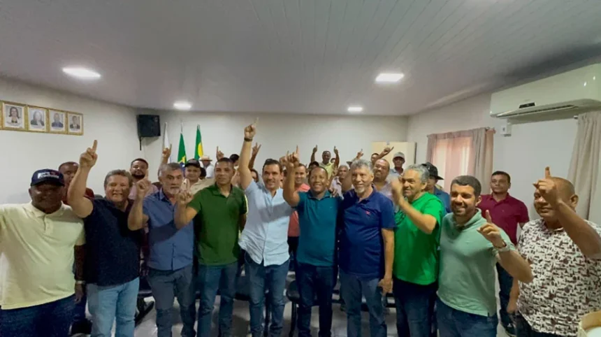 ao-lado-do-pre-candidato-ao-governo,-vicentinho-junior,-osires-damaso-cumpre-agenda-do-sudeste-do-estado