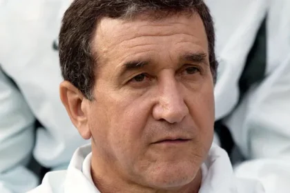 parreira,-tecnico-do-tetra-da-selecao,-e-internado-em-hospital-no-rj