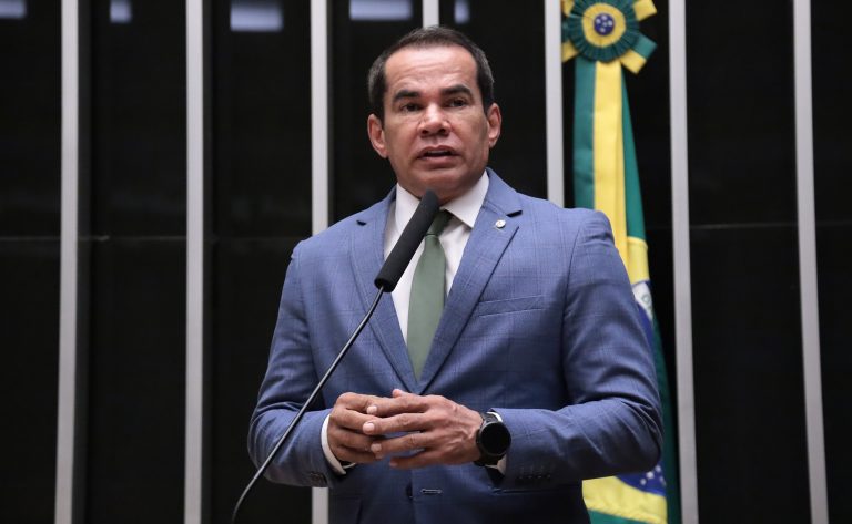 comissao-aprova-criacao-de-91-cargos-na-defensoria-publica-da-uniao
