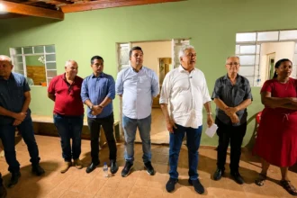 em-pre-campanha-ao-governo,-laurez-moreira-reune-liderancas-politicas-em-santa-rosa