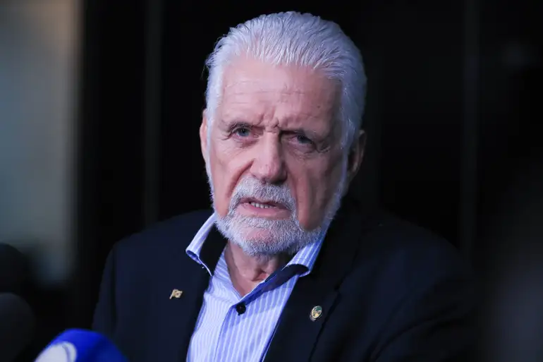 pf-cumpre-mandados-contra-lider-do-governo-no-senado,-jaques-wagner,-em-operacao-sobre-o-banco-master