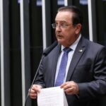 comissao-aprova-projeto-que-autoriza-extensao-de-estagio-apos-conclusao-de-curso-superior