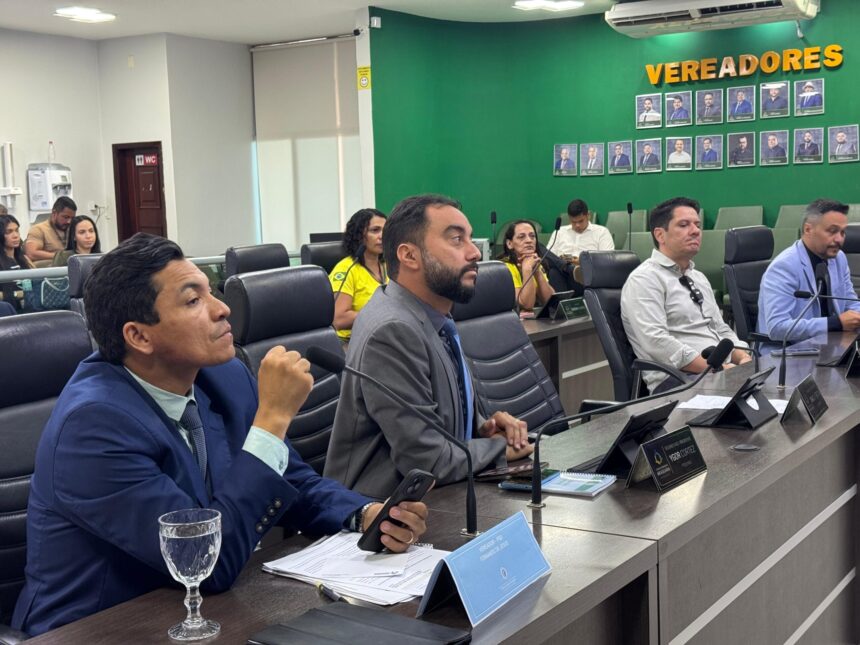 fernando-de-jesus-toma-posse-como-vereador-em-araguaina-durante-sessao-com-audiencia-publica-sobre-obesidade