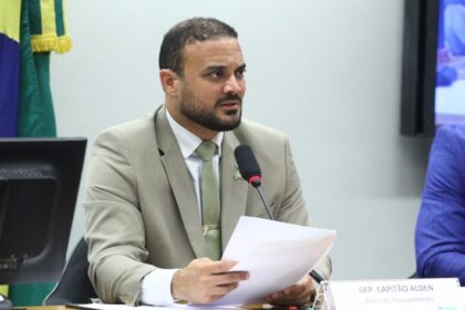 comissao-aprova-proposta-de-porte-de-arma-para-corretores-de-imoveis