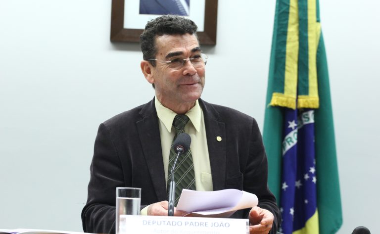 representantes-de-movimentos-populares-pedem-aprovacao-de-regras-sobre-autogestao-habitacional