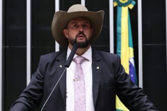 comissao-aprova-possibilidade-de-transporte-remunerado-de-passageiros-por-moto