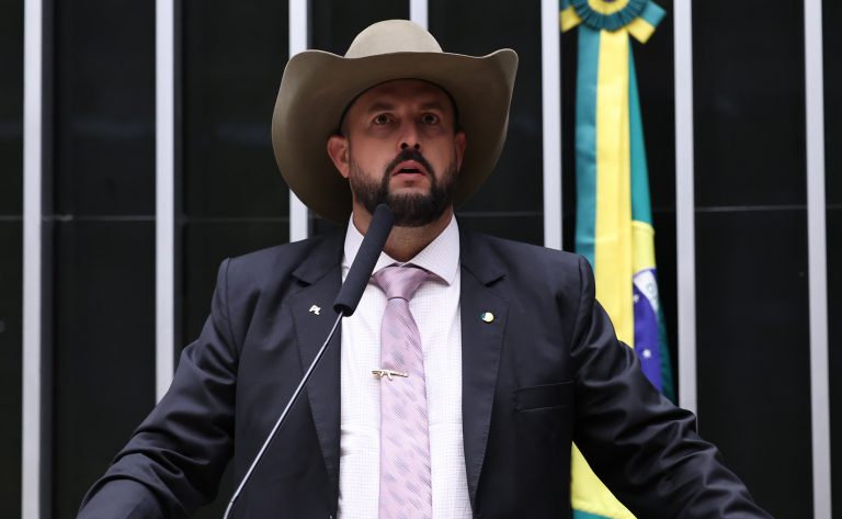 comissao-aprova-possibilidade-de-transporte-remunerado-de-passageiros-por-moto