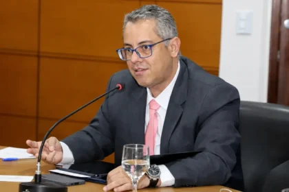 julio-edstron-secundino-santos-| lentes-ligadas,-cordas-esquecidas:-a-tragedia-diante-das-cameras-por-um-erro-irreparavel
