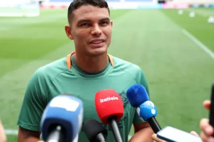 fluminense-anuncia-o-retorno-do-zagueiro-thiago-silva